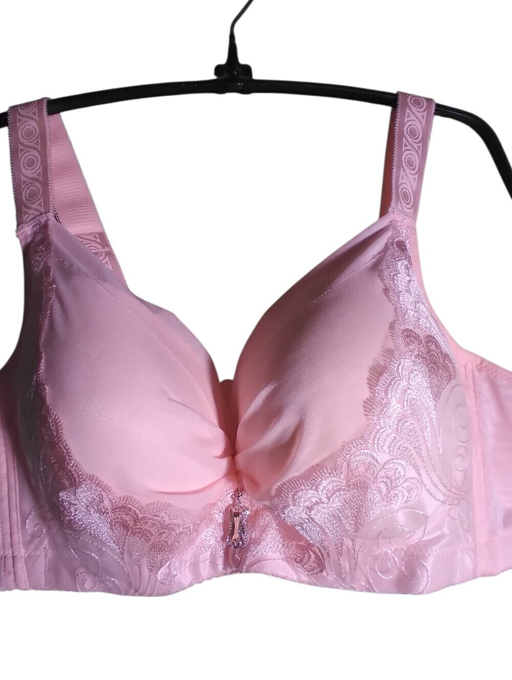 NWT Peach  Lace Full-Coverage Bra Size 40E Shear Overlay On Cups 5 Clasps Jewel